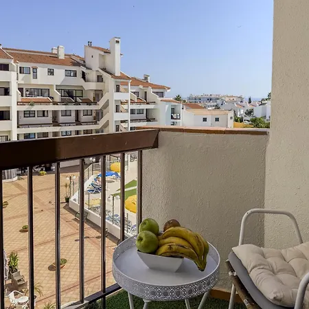 Apartamento #409 Getaway With Shared Pool *